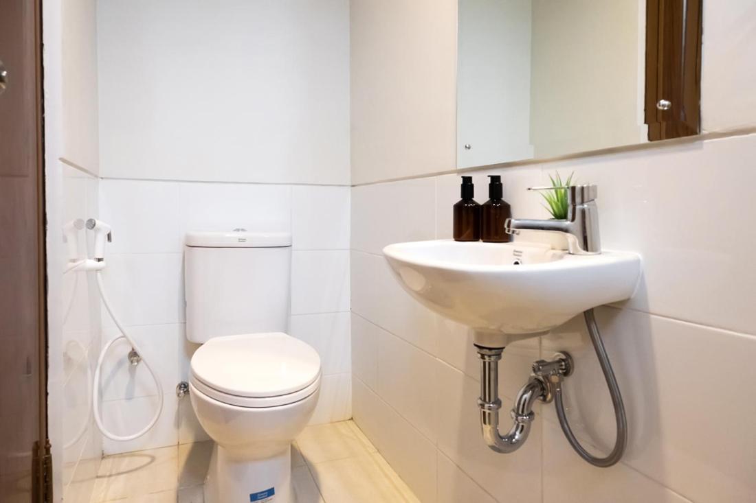 Twospaces Living At Zena Mozia Tegal  外观 照片